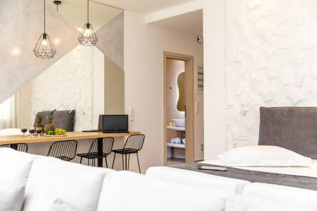 Arktos Luxury Apartment Naxos City Экстерьер фото